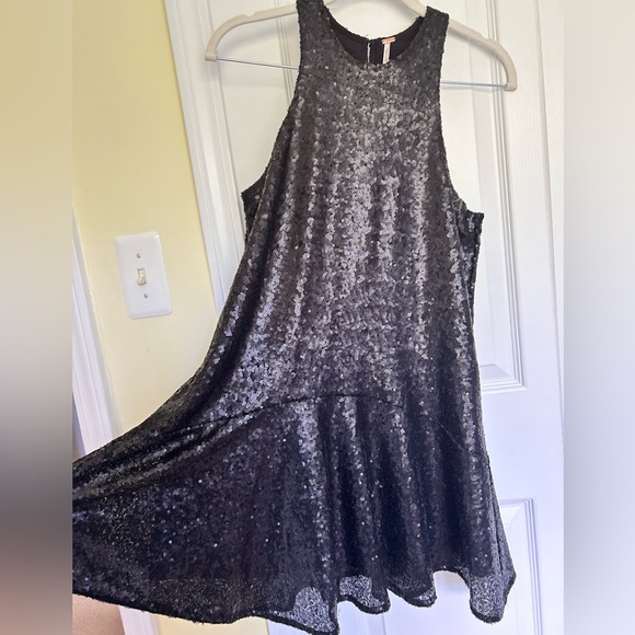 Free People Liquid Shine Mini Dress Black Sequin Generous size XS - Picture 6 of 7
